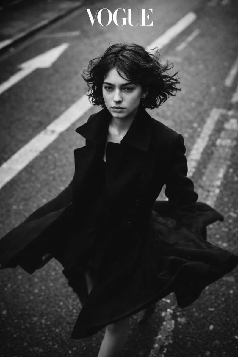 Black and White Vogue Fashion Shoot with Motion Blur