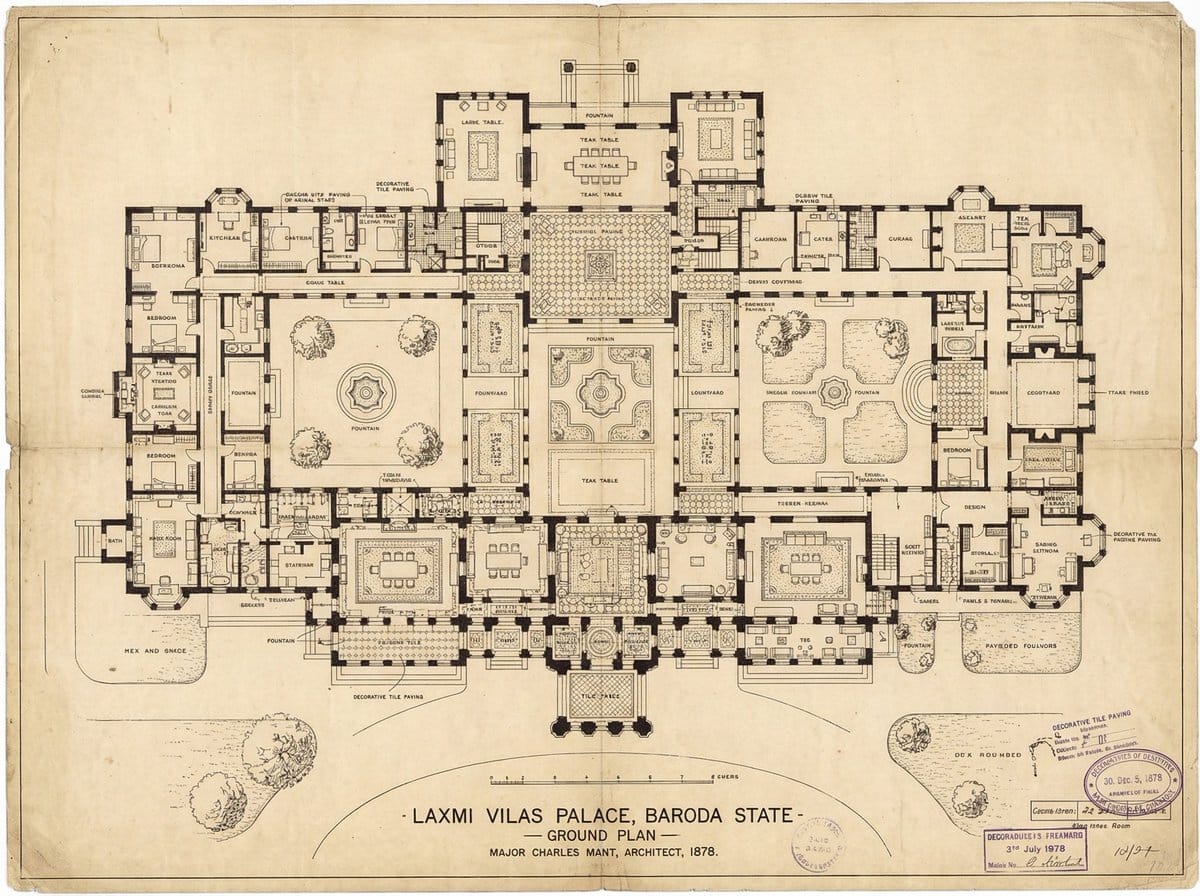 Generate detailed construction plan of Laxmi Vilas Palace from image