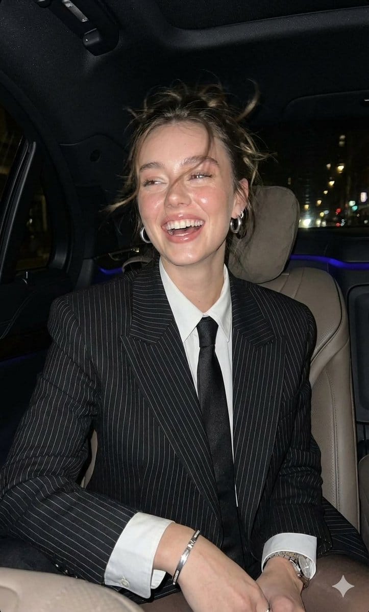 Hyper-Realistic Paparazzi Flash Portrait Prompt