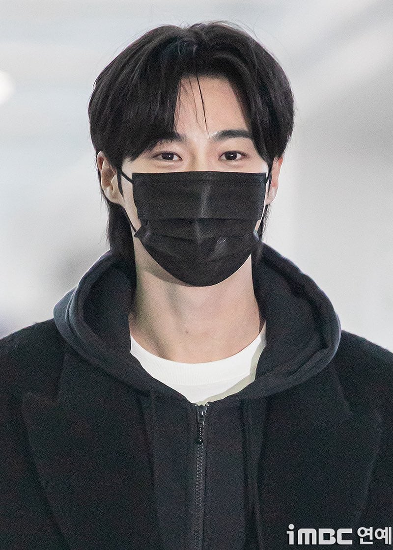 Korean Text Art with Emphasis Marks